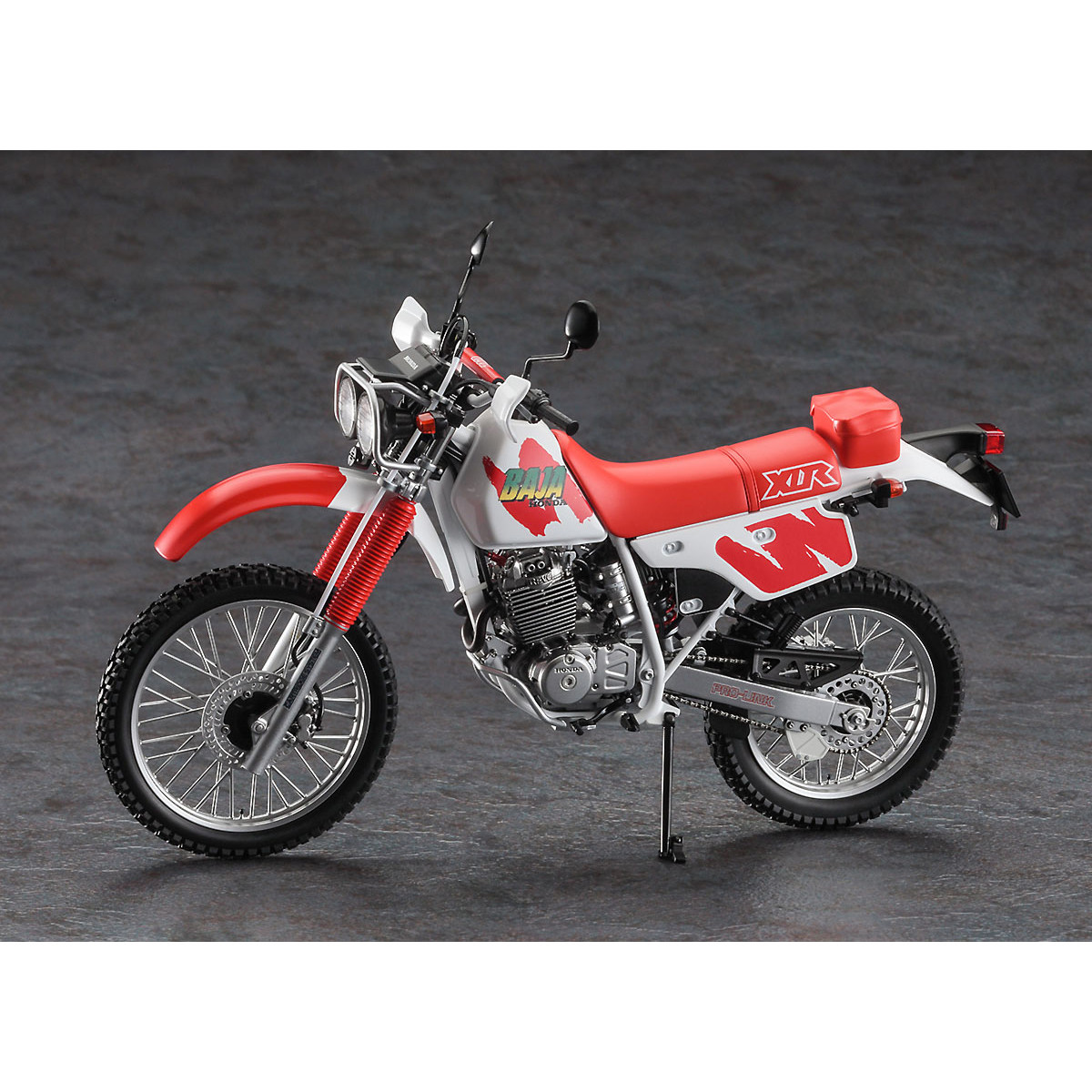 Modelo de ensamblaje prefabric - Model Kit Hasegawa reseña y precio