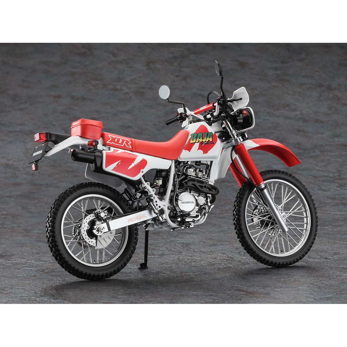 Modelo de ensamblaje prefabric - Model Kit Hasegawa reseña y precio