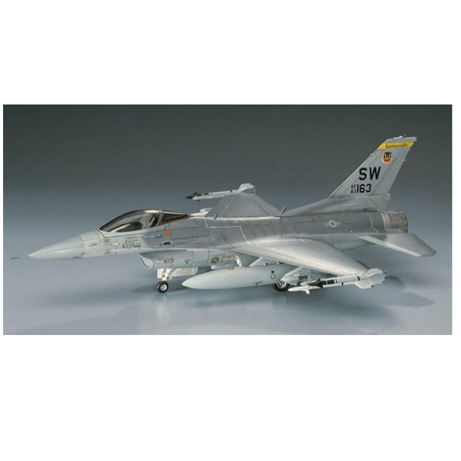 HASEGAWA HA00232 1/72 F-16C Fi - Model Kit Hasegawa reseña y precio